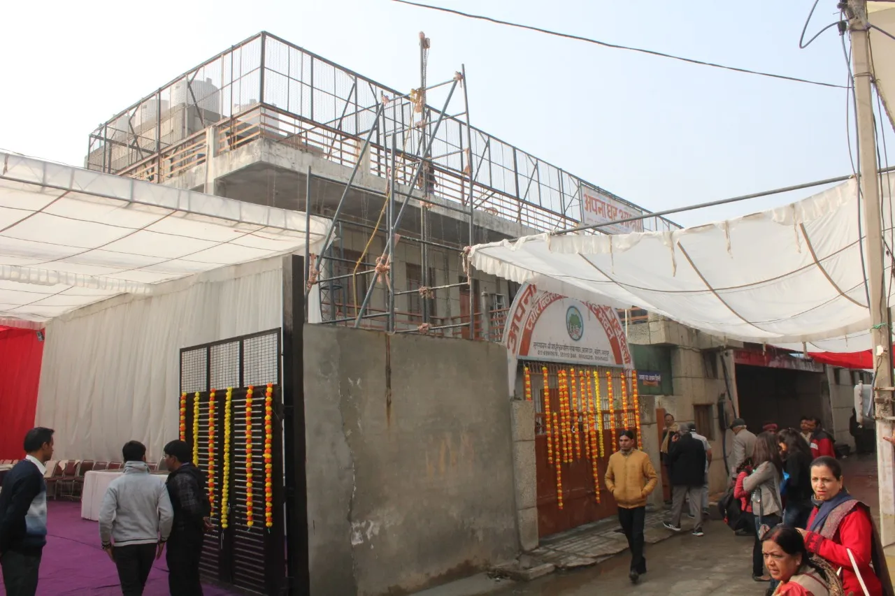 Budhpur (Delhi) Building